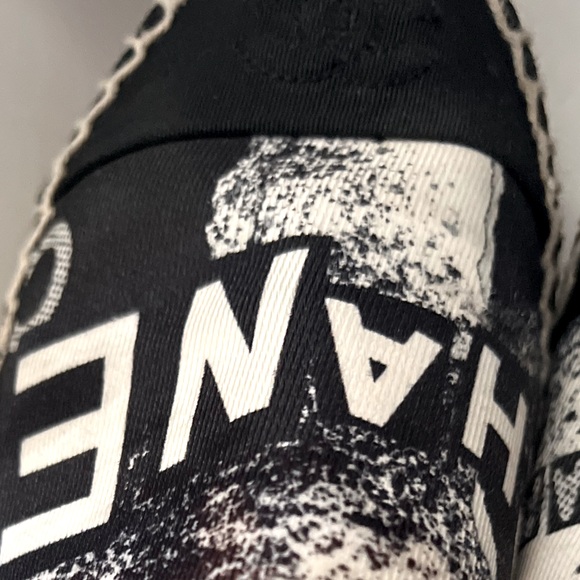 CHANEL Printed Canvas Grosgrain Espadrilles - Picture 2 of 11